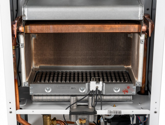 Настенный газовый котел Haier TechLine 1.32 Ti